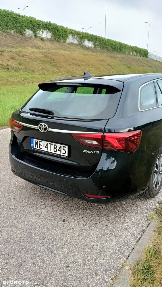 Toyota Avensis - 5