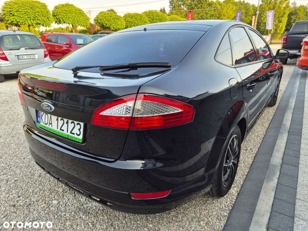 Ford Mondeo 2.0 TDCi Titanium - 9