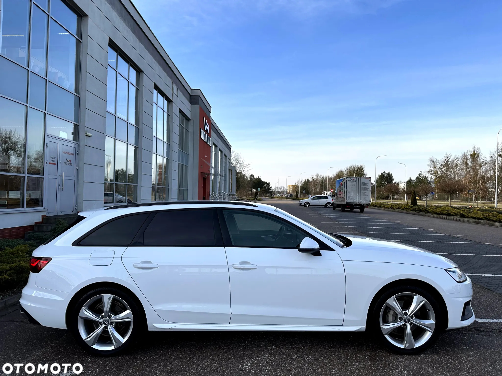 Audi A4 Avant 40 TDI quattro S tronic S line - 12