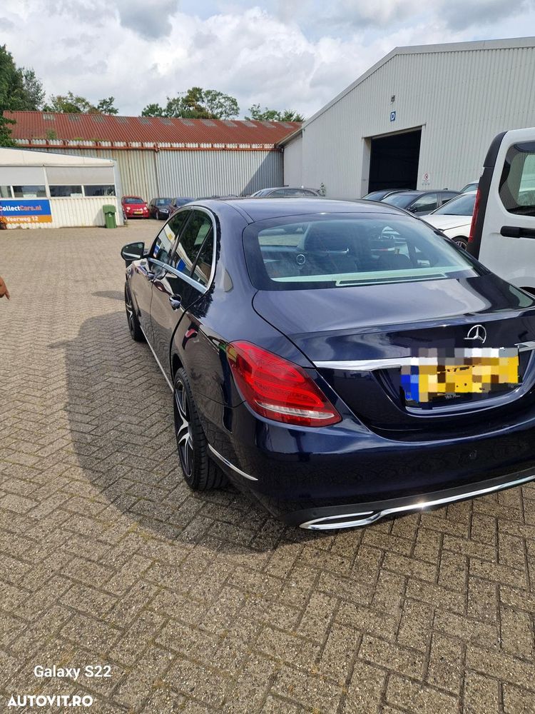Mercedes-Benz C 180 Exclusive - 10