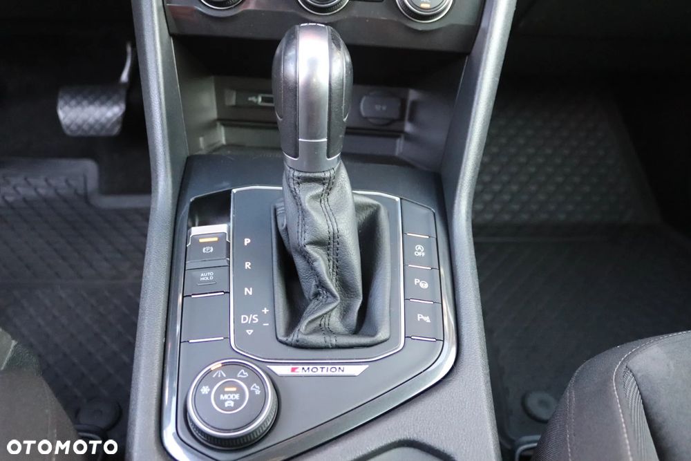 Volkswagen Passat 2.0 TDI SCR Highline DSG - 10