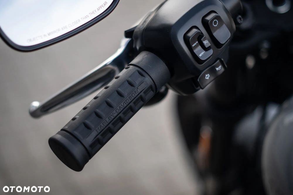 Harley-Davidson Softail Low Rider - 16