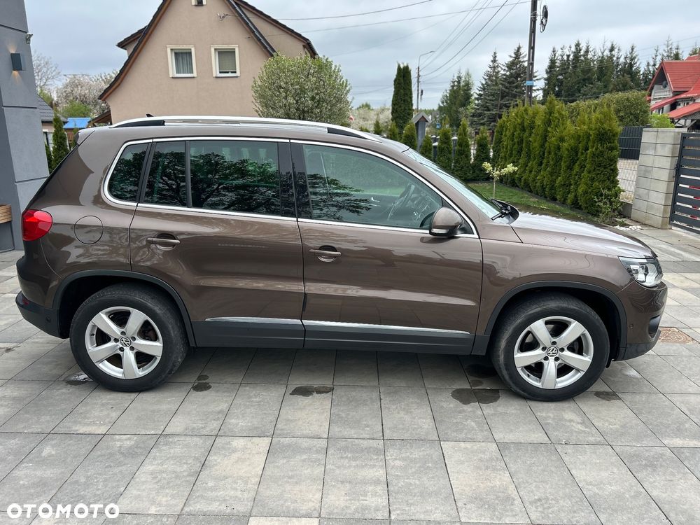 Volkswagen Tiguan 2.0 TDI DPF 4Motion BlueMotion Technology DSG Sport & Style - 9