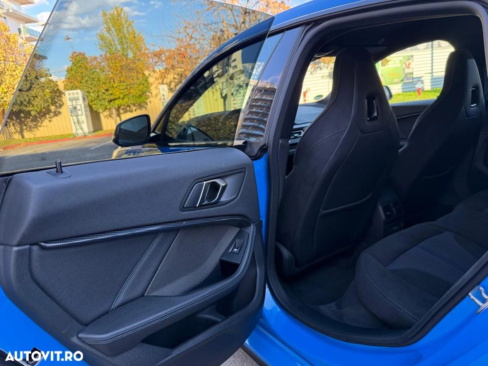 BMW M2 M235i xDrive - 18