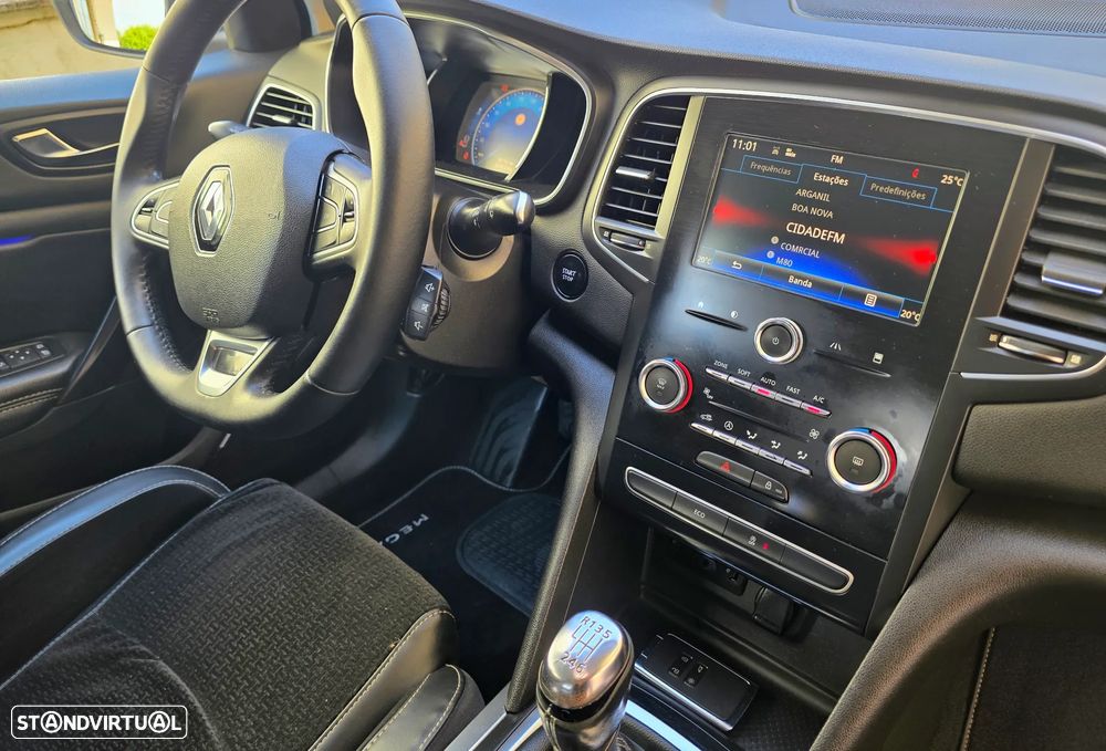 Renault Mégane Sport Tourer 1.5 dCi Intens - 42