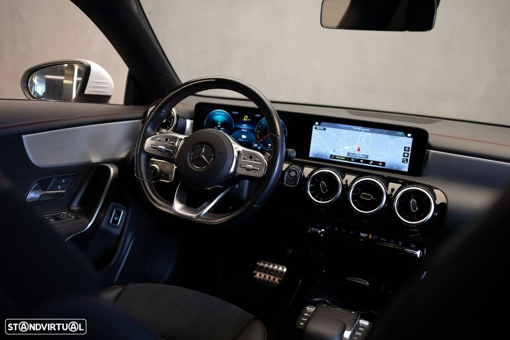 Mercedes-Benz CLA 250 e - 4