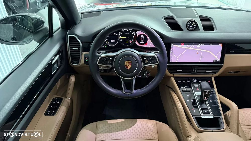 Porsche Cayenne Coupé E-Hybrid - 17