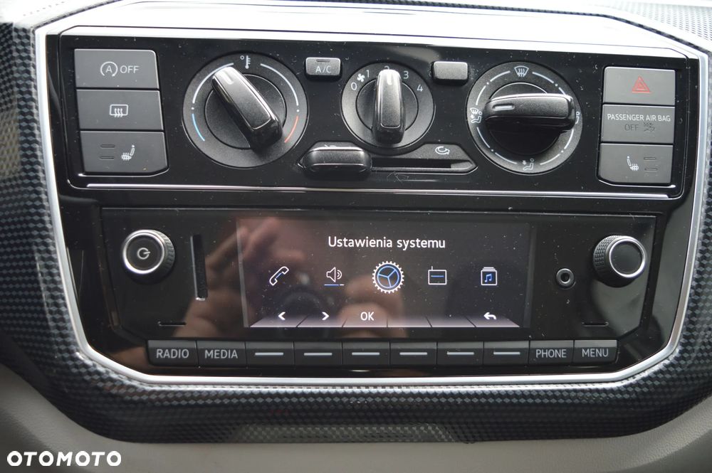 Volkswagen up! club - 22