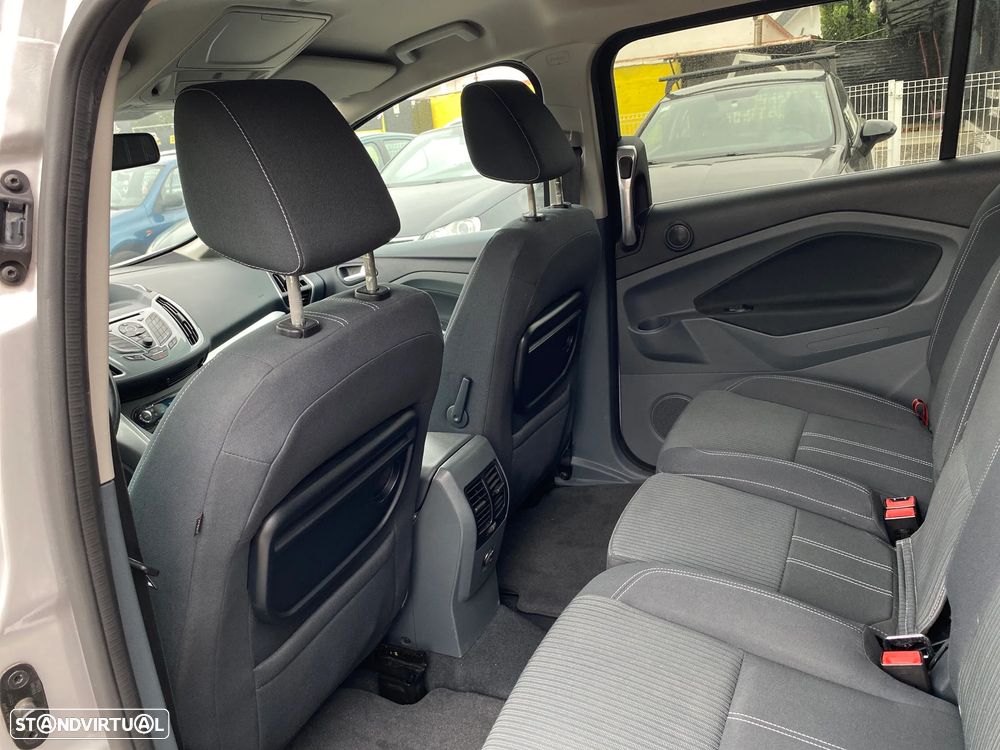 Ford Grand C-Max 1.6 TDCi Titanium - 11