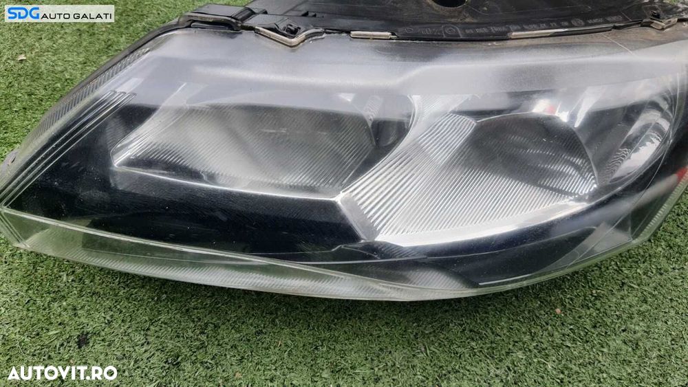 Far Stanga Skoda Rapid 2012 - 2017 Cod 5JC941017 [C1569] - 2