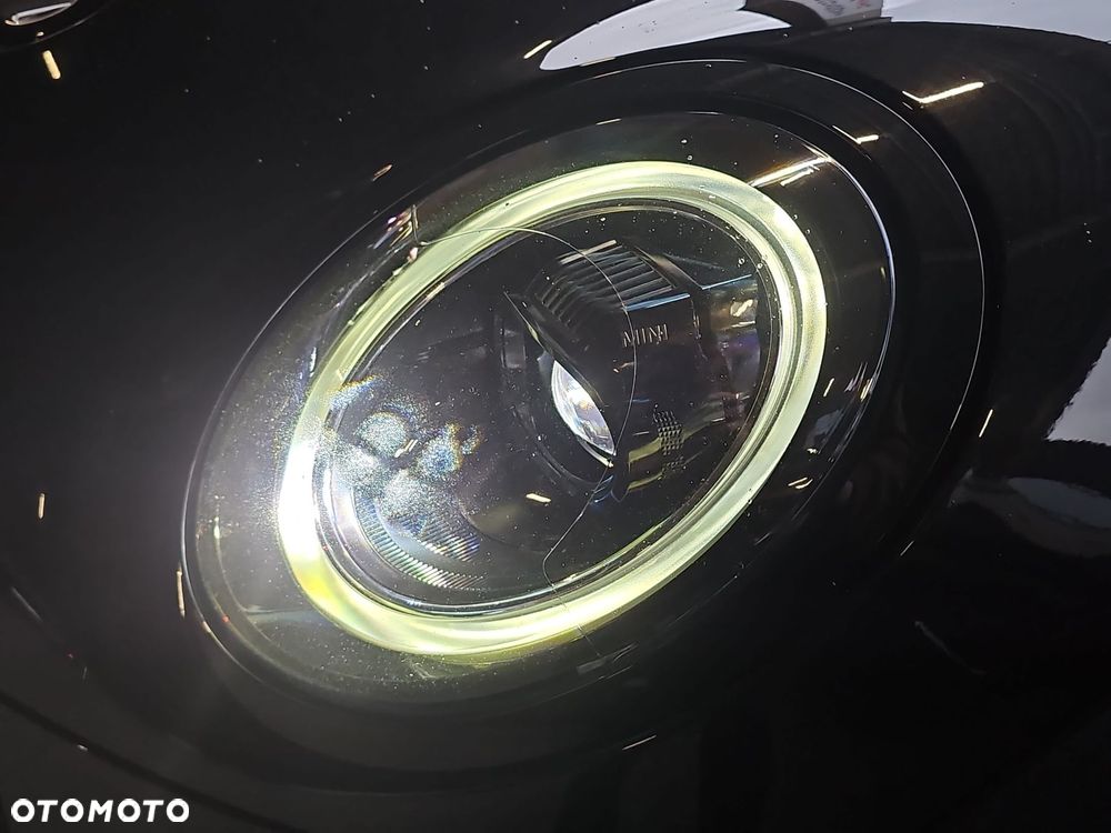 MINI John Cooper Works - 23
