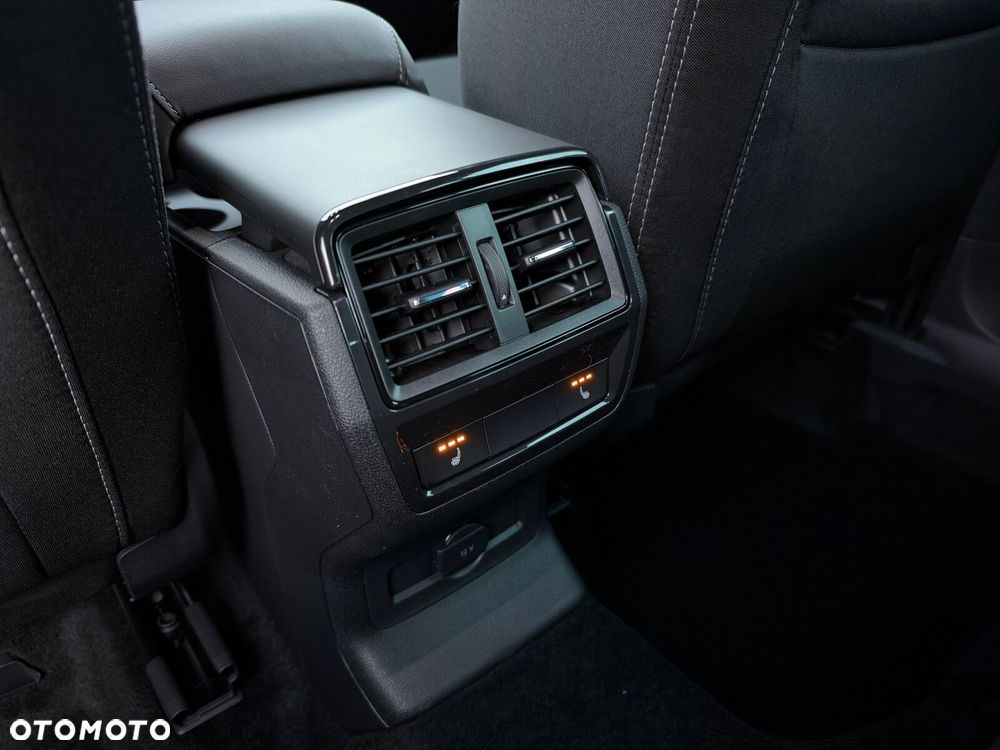 Skoda Karoq 1.5 TSI ACT Sportline DSG - 36