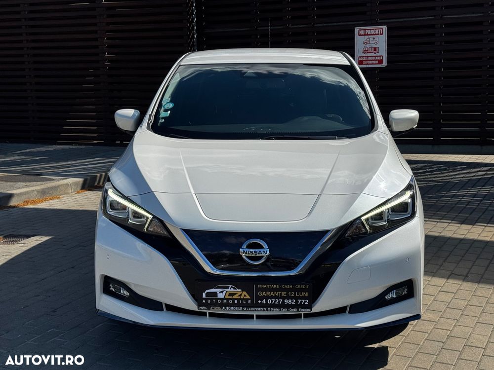 Nissan LEAF - 2
