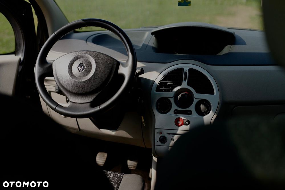 Renault Modus 1.6 16V Cite - 15