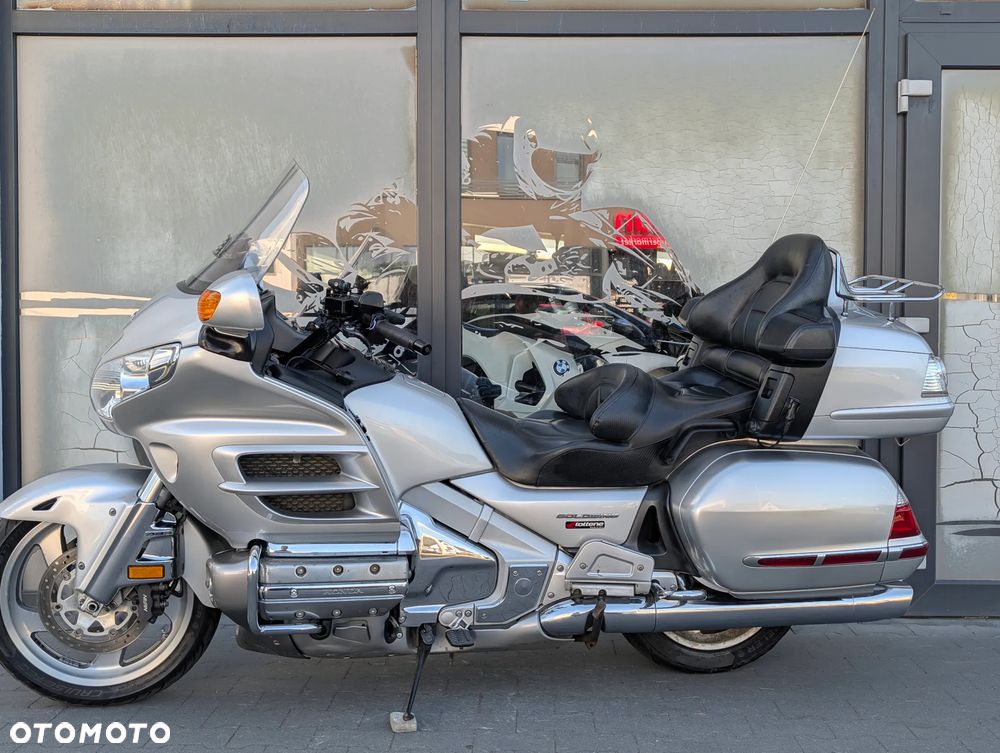 Honda GL - 8