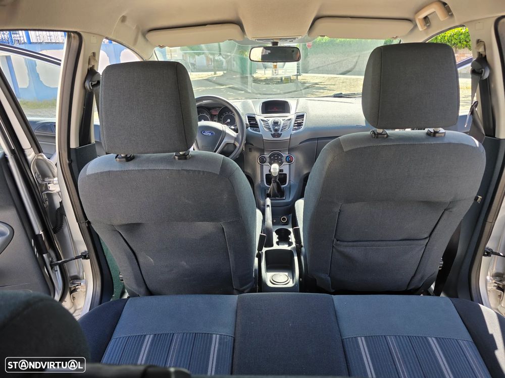 Ford Fiesta 1.25 Techno - 16