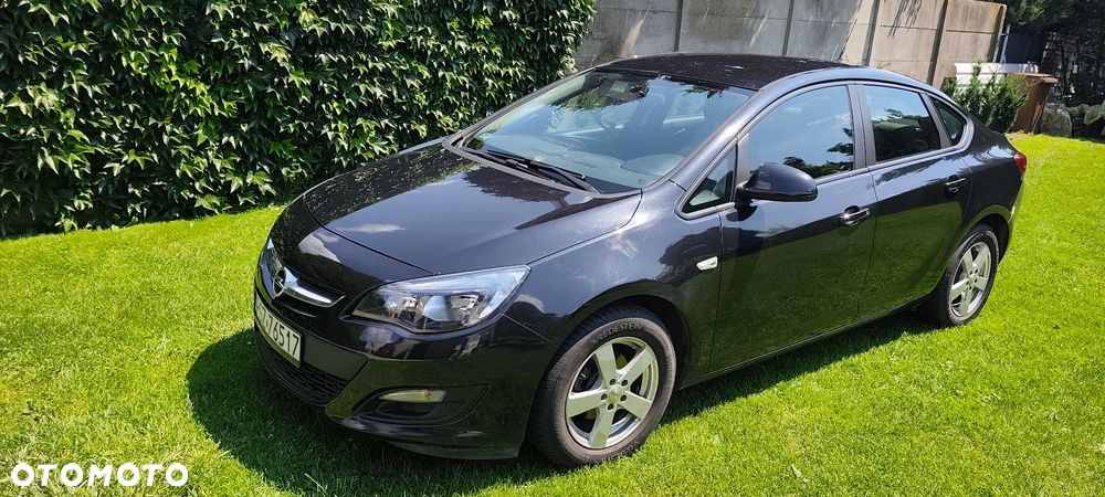 Opel Astra 1.6 Active EU6 - 1