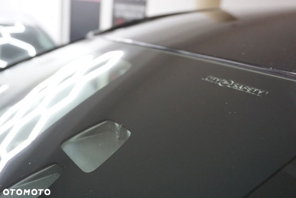 Volvo XC 60 DRIVe Kinetic - 13