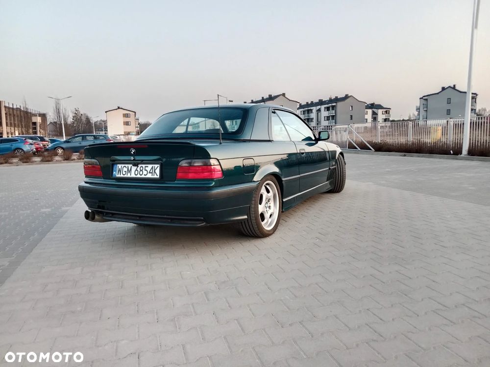 BMW Seria 3 318i - 6