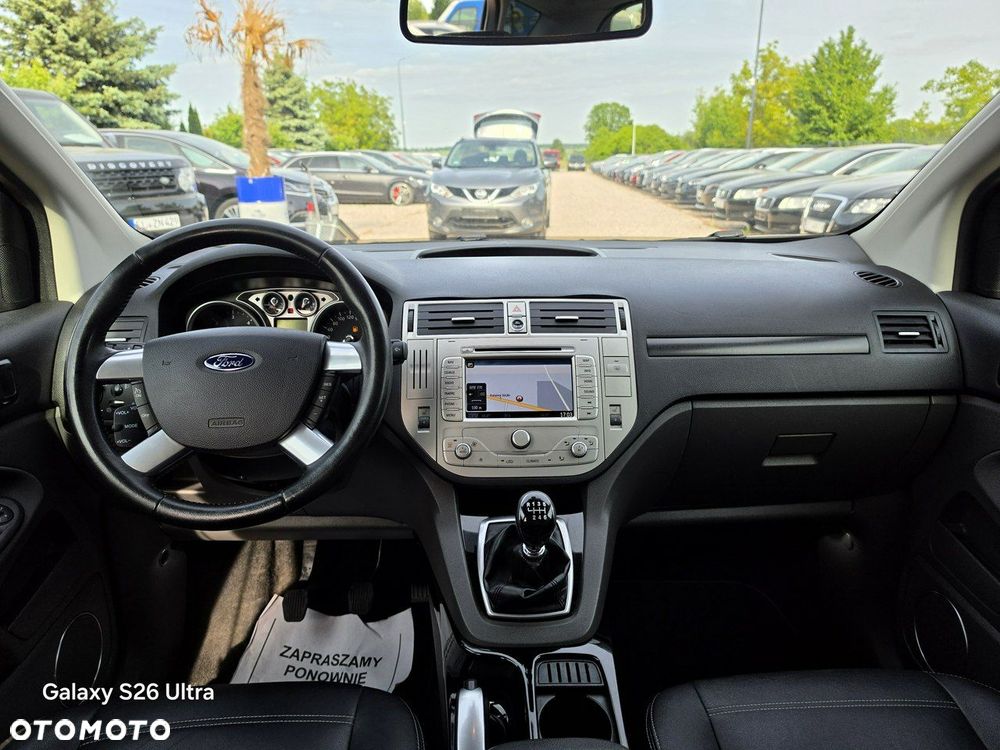 Ford Kuga 2.0 TDCi 4x4 Titanium - 32
