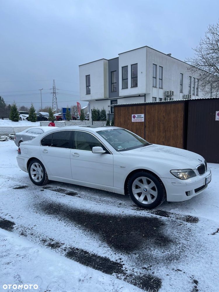 BMW Seria 7 740Li - 15