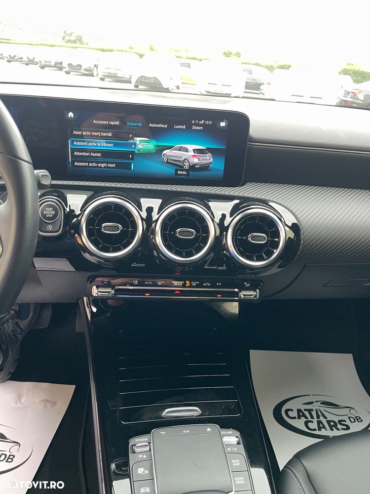 MERCEDES-BENZ A-Class 2022 — imagine 35