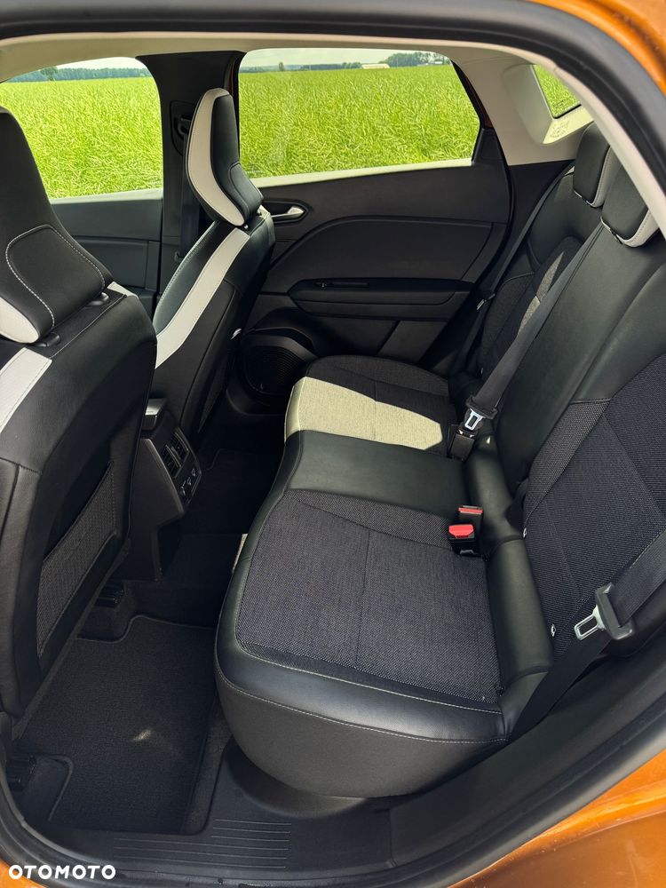 Renault Captur E-TECH 160 E-Tech engineered - 12