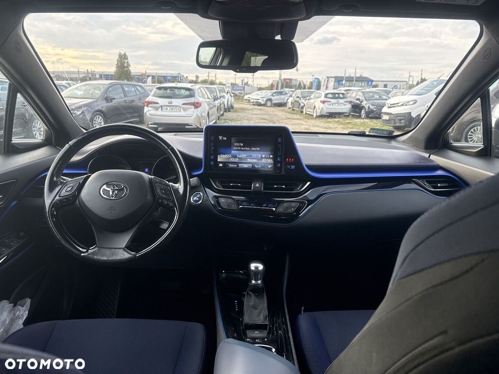 Toyota C-HR 1.8 Hybrid Dynamic - 13