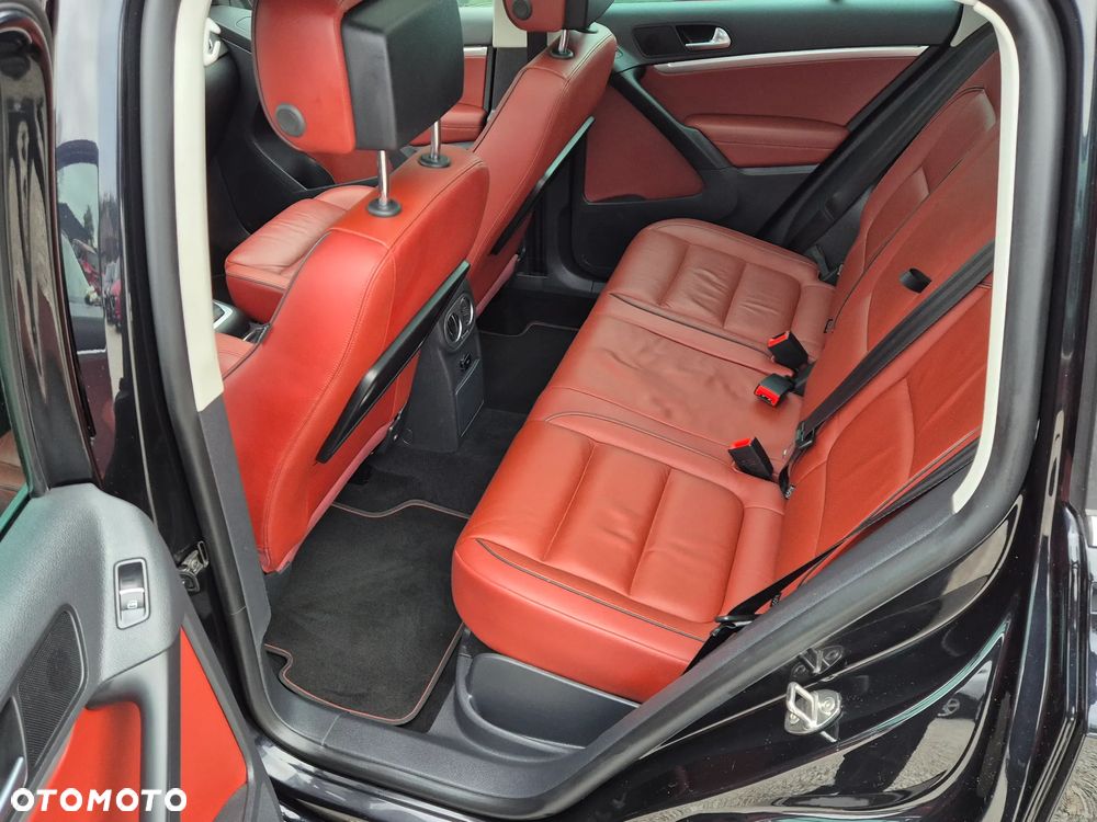 Volkswagen Tiguan 2.0 TDI DPF 4Motion DSG Exclusive - 25