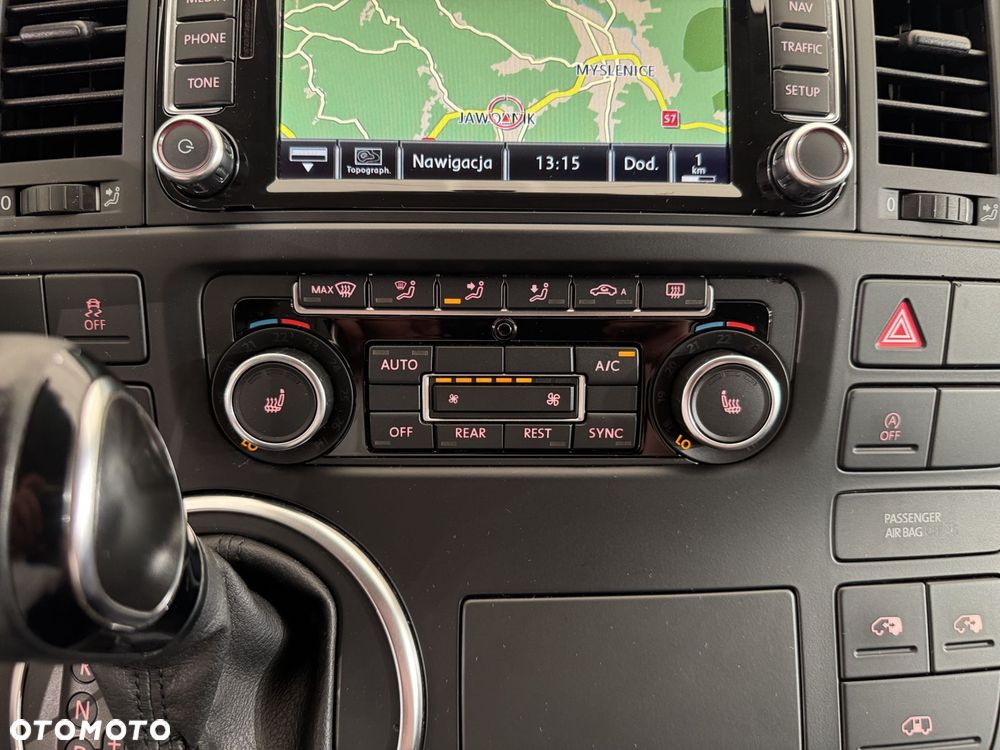 Volkswagen Multivan - 29