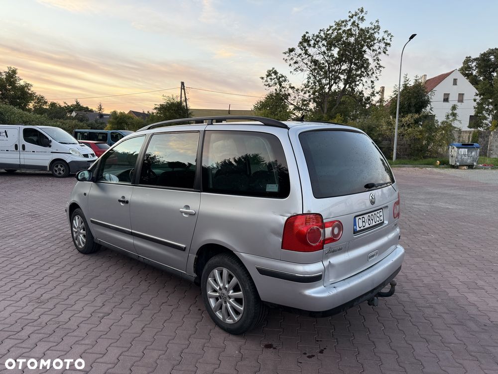Volkswagen Sharan 2006 photo 3