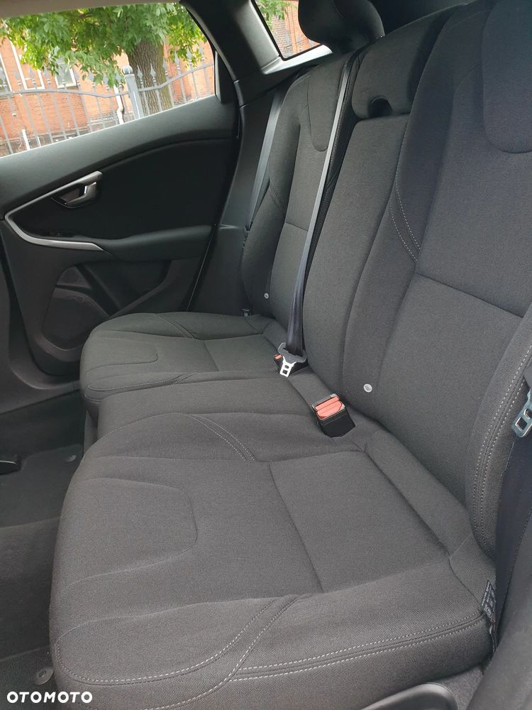 Volvo V40 Cross Country D2 Summum - 34