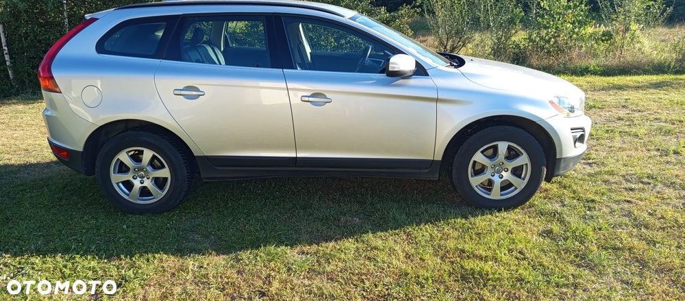 Volvo XC 60 2.4D Momentum - 8