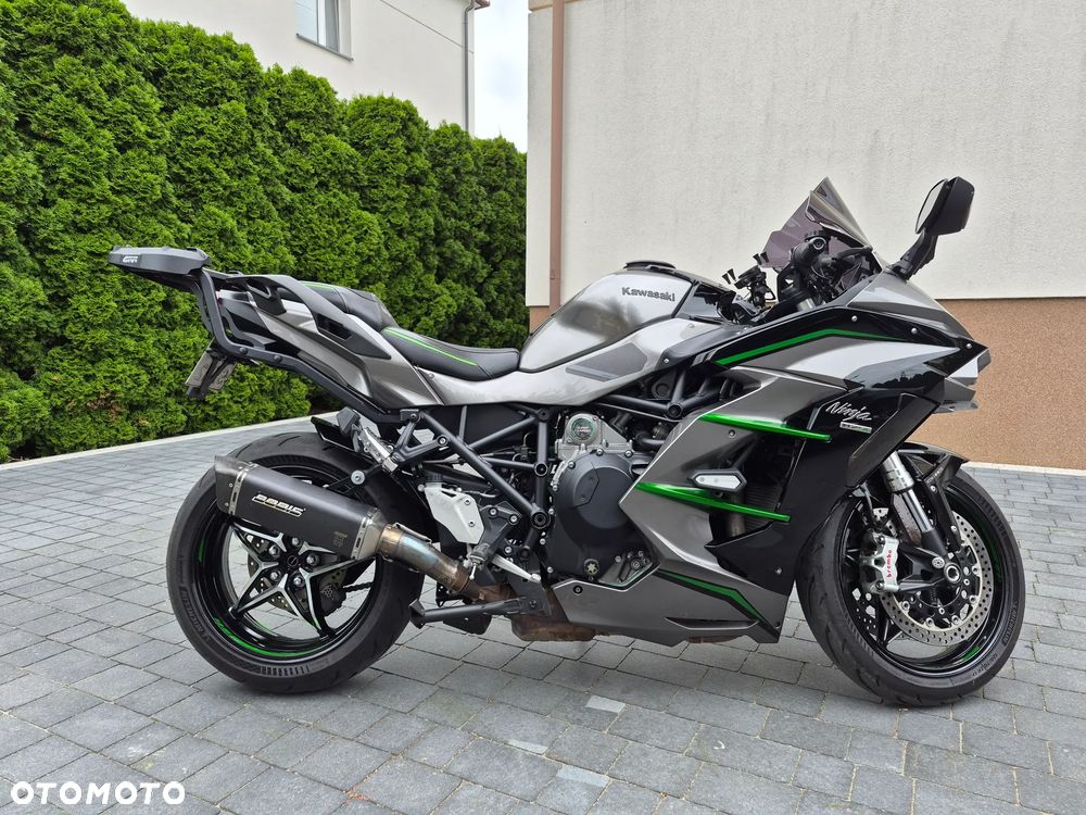 Kawasaki Ninja H2 SX - 18