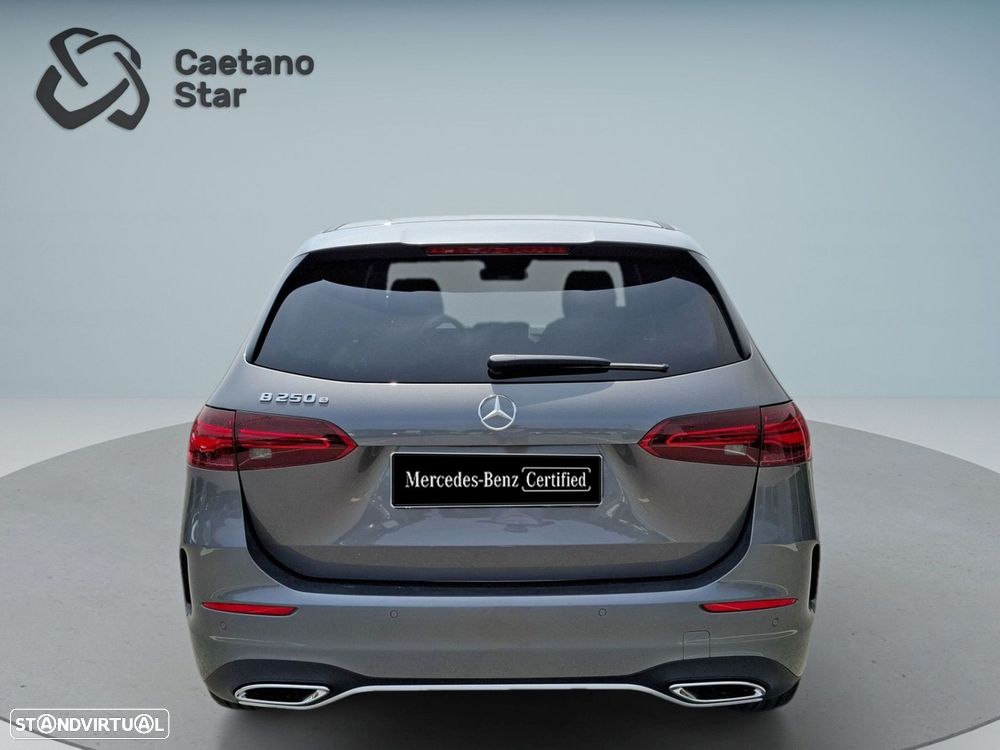 Mercedes-Benz B 250 e - 7