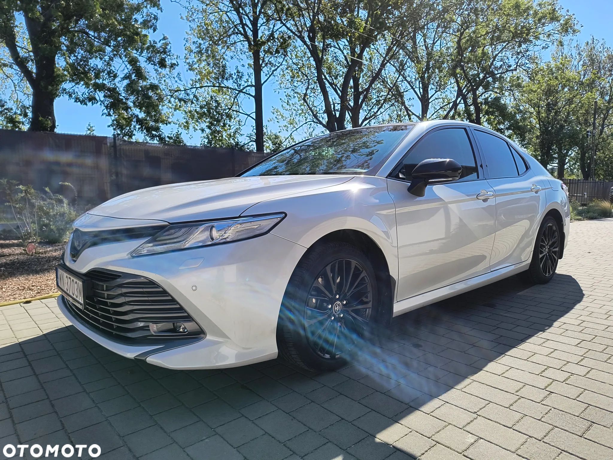 Toyota Camry 2.5 Hybrid Executive CVT - 1