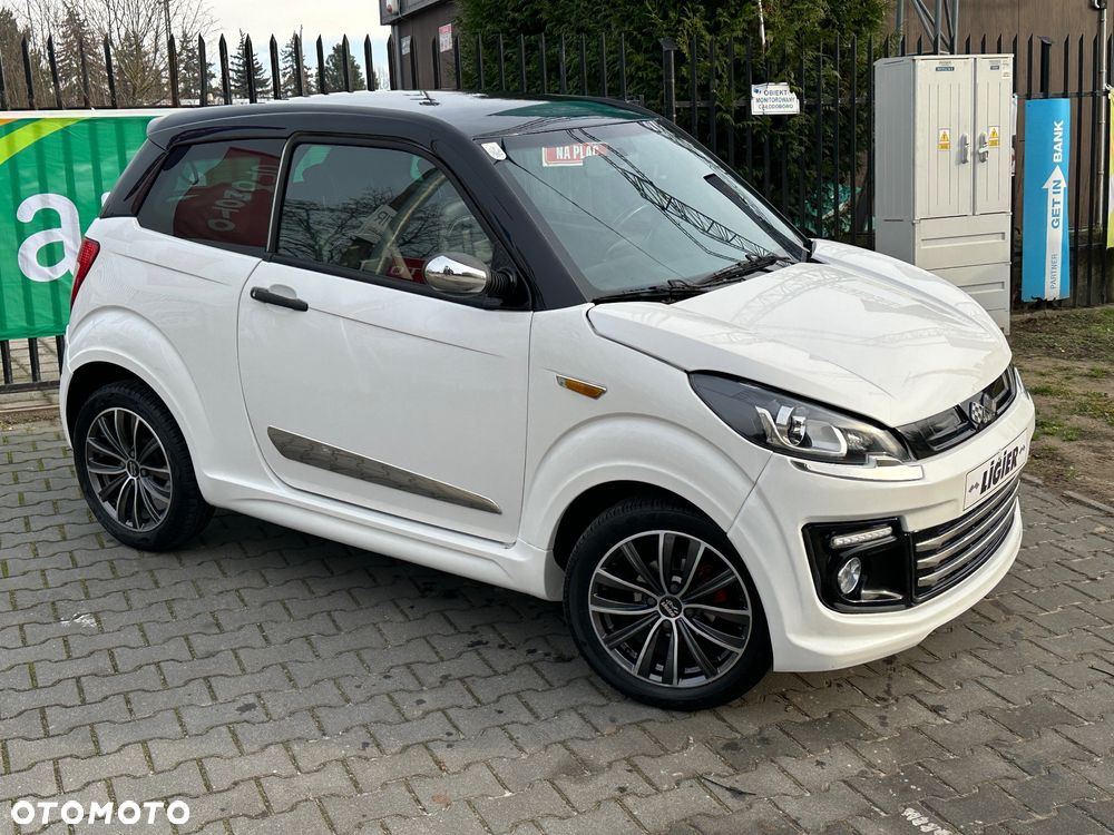 Aixam Crossover - 24