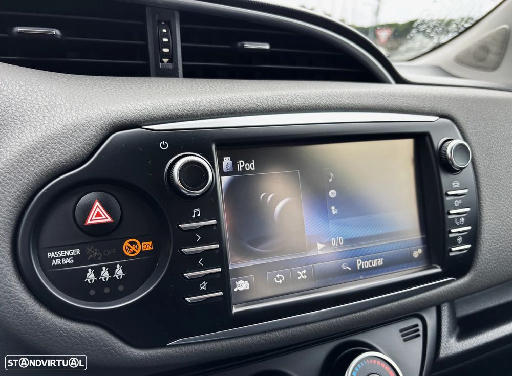 Toyota Yaris 1.0 VVT-i Comfort +PS Style +P.Techno - 24