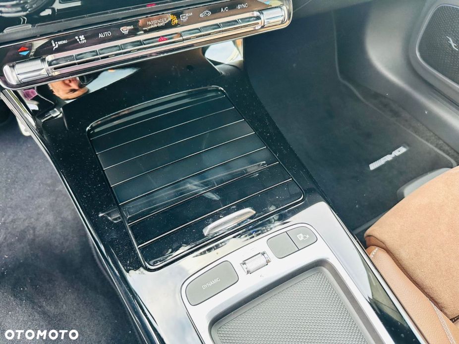 Mercedes-Benz CLA - 9