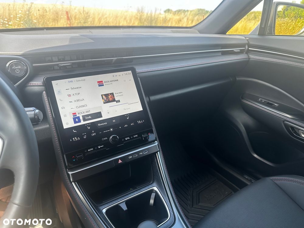 Lexus LBX 1.5 Hybrid Emotion - 5