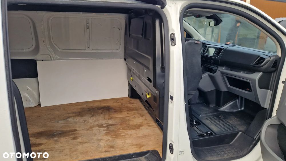 Peugeot Expert Kombi 2.0 BlueHDi Standard 2,8t - 18