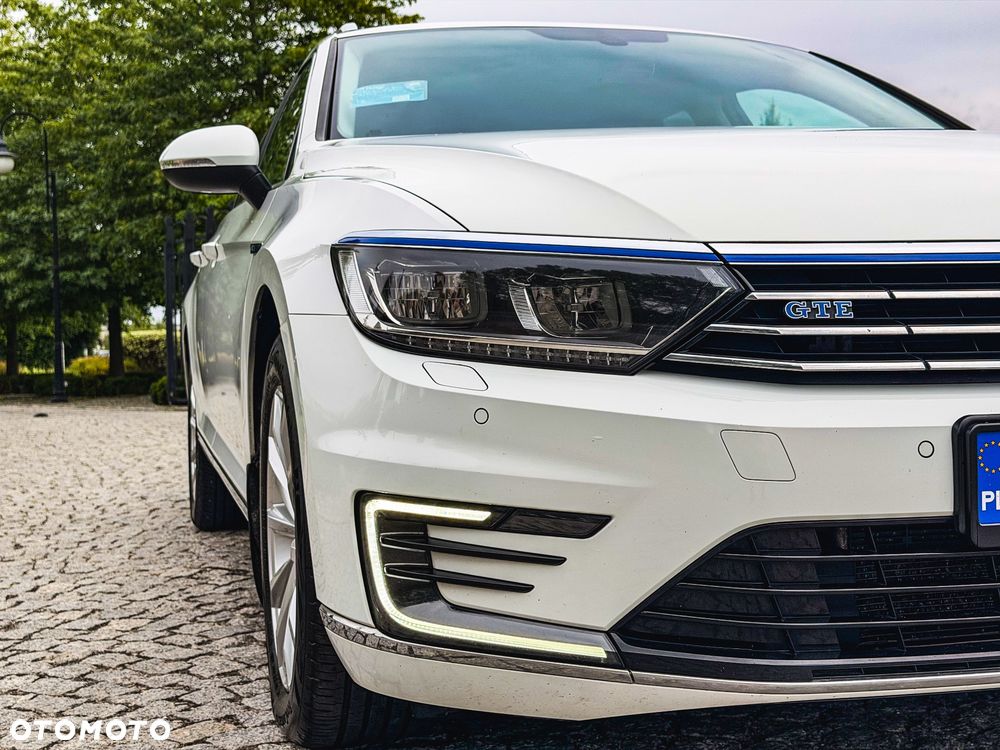 Volkswagen Passat - 23