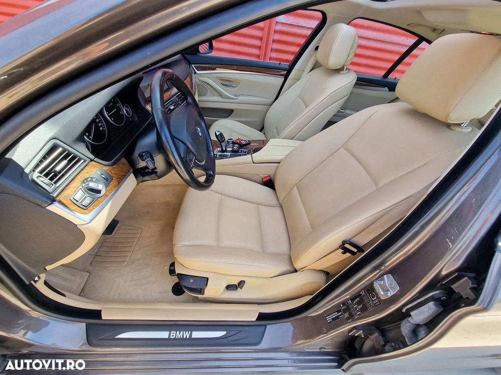 BMW Seria 5 520d - 12