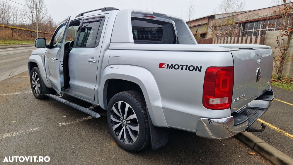 Volkswagen Amarok 3.0 TDI V6 4M Highline Aut. - 6