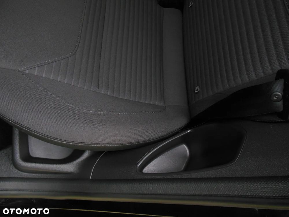 Ford Focus 1.0 EcoBoost STart-Stopp-System TITANIUM - 28