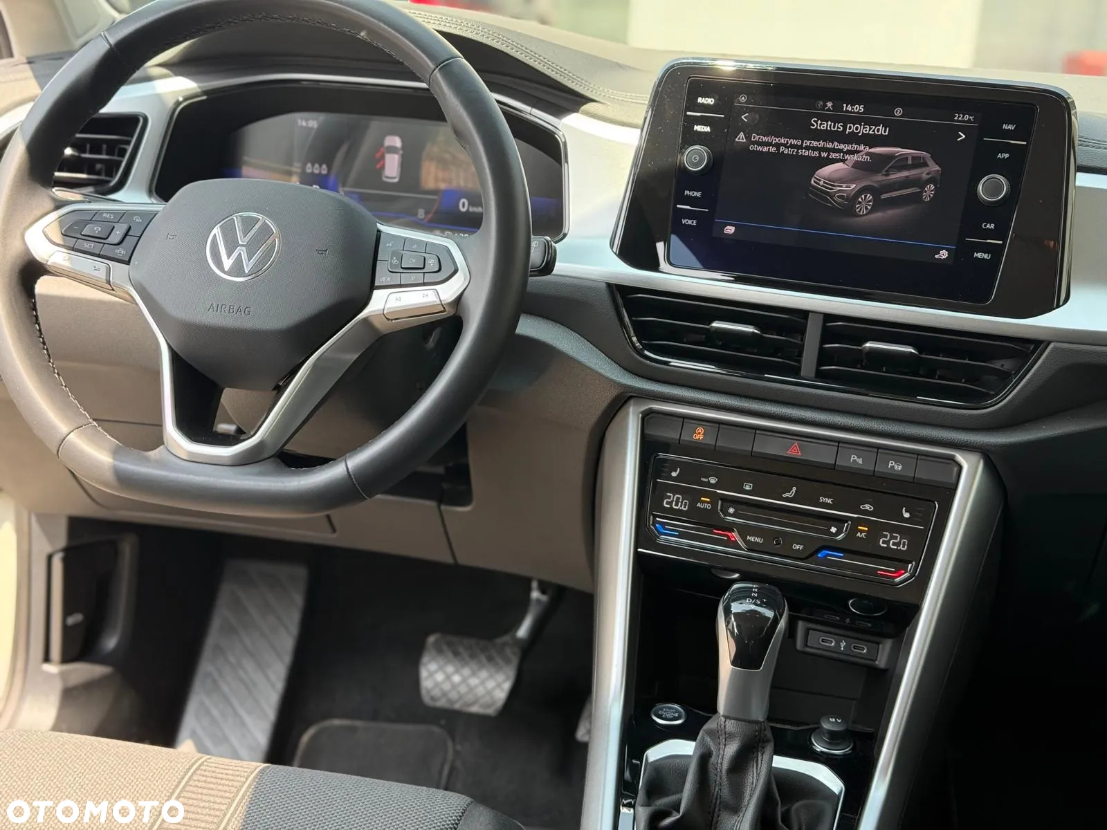 Volkswagen T-Roc - 5
