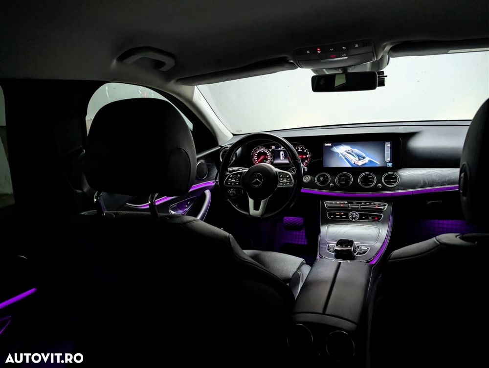 Mercedes-Benz E 220 d T-Modell Aut - 11