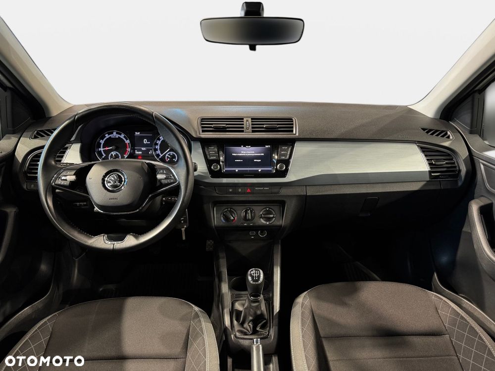 Skoda Fabia - 16