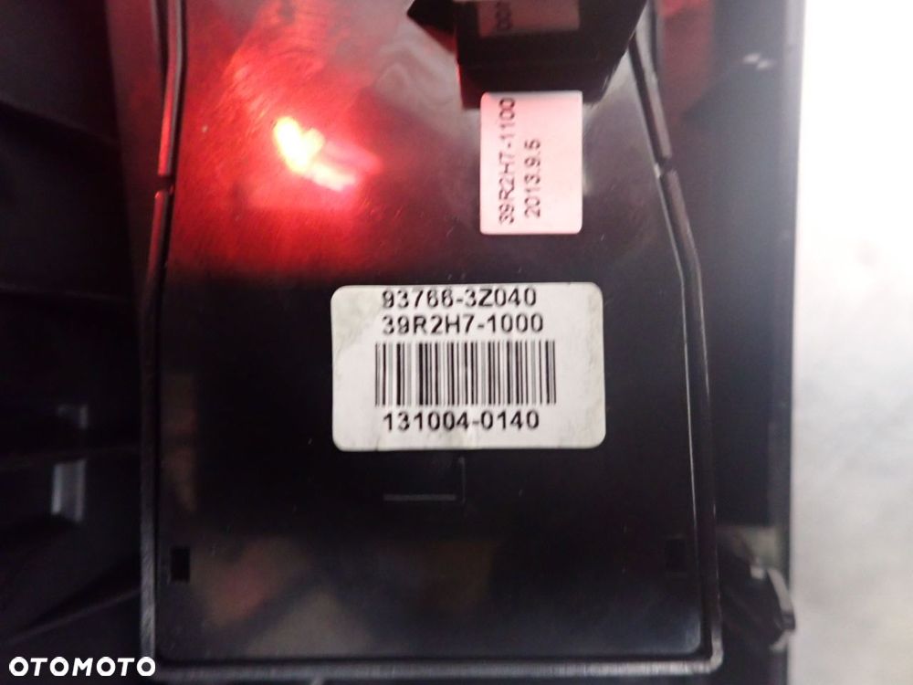 OSŁONA TUNELU HYUNDAI i40 I CW 1.7 - 6