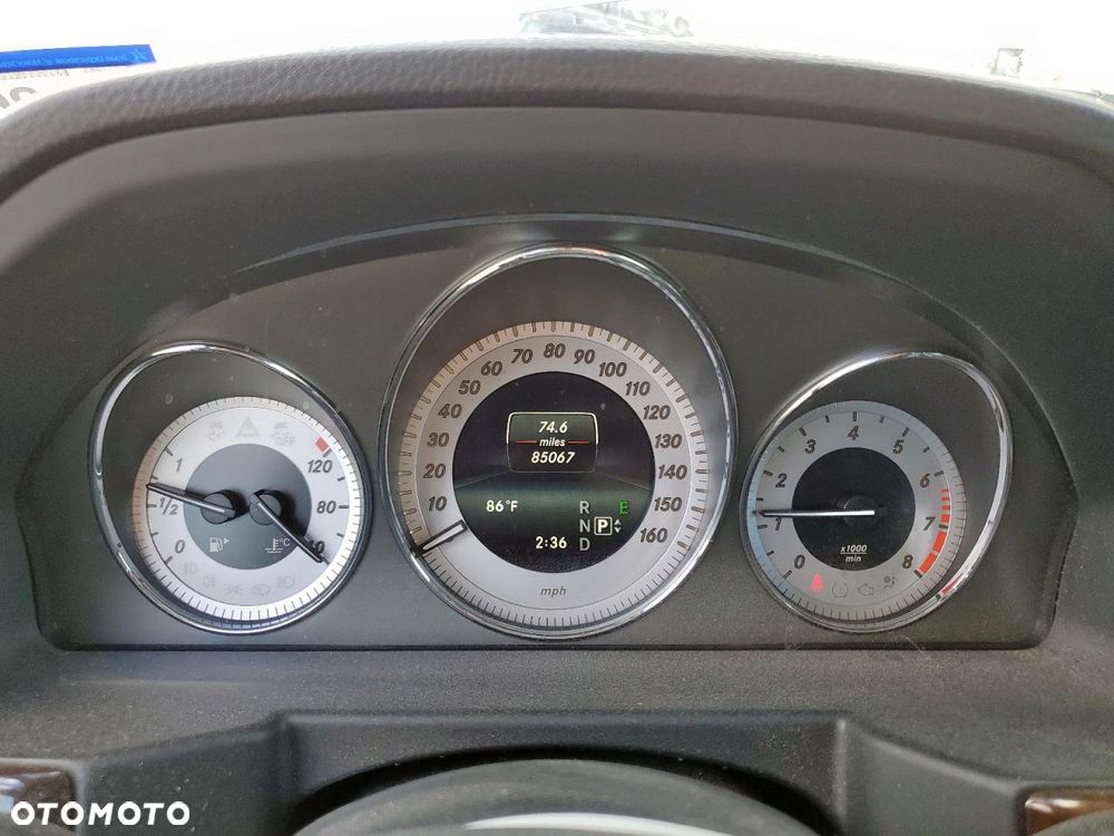 Mercedes-Benz GLK 350 4-Matic - 9